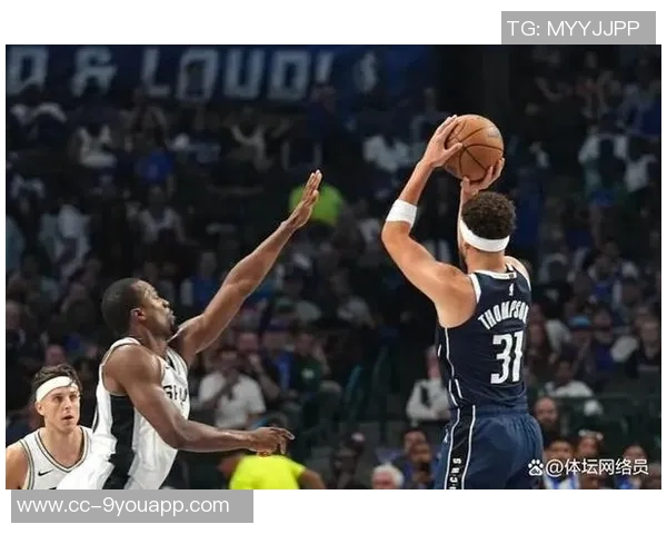 小波特上半场表现惊艳12投7中砍下19分4篮板1助攻三分球命中率高达60